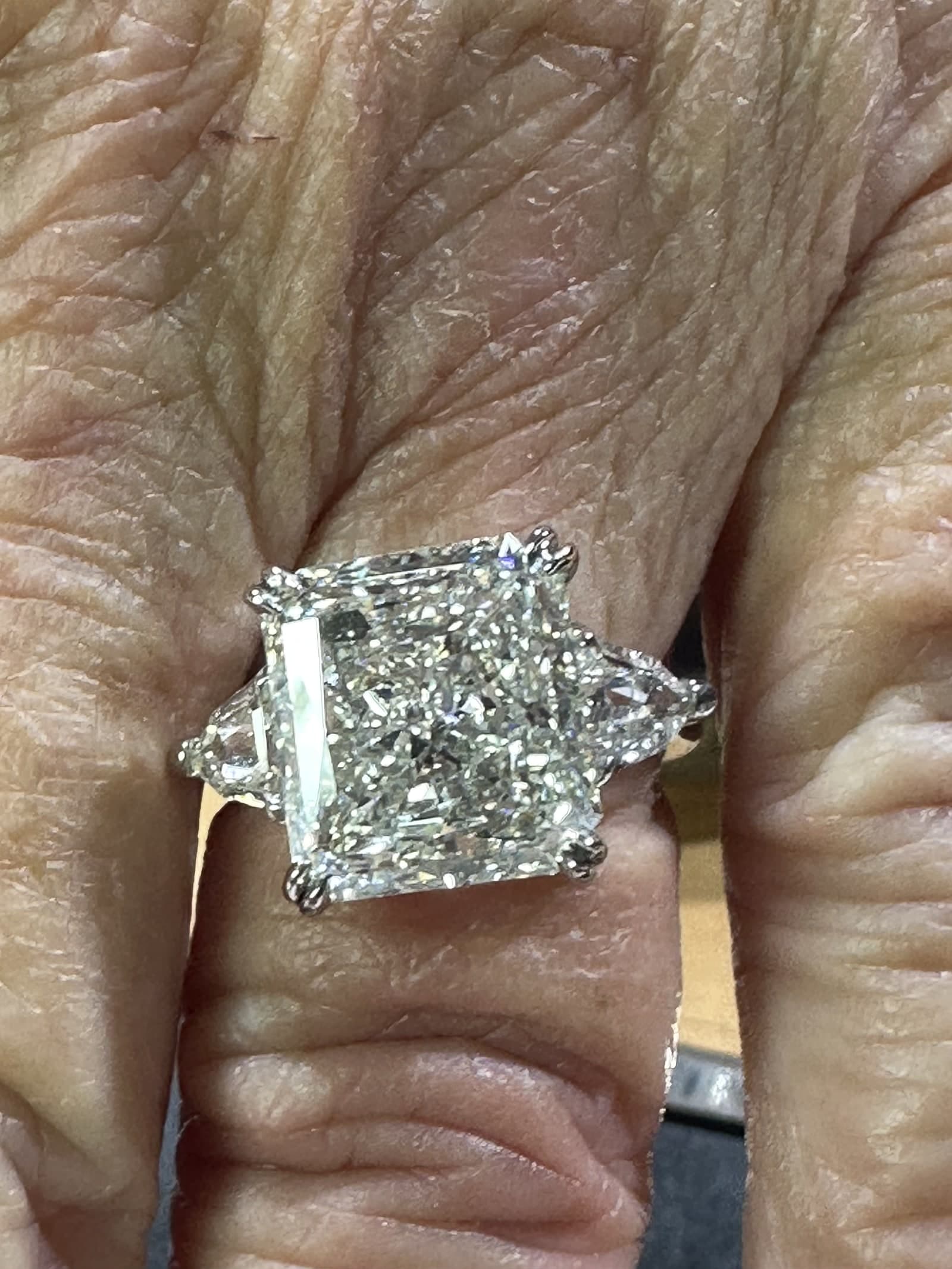 A diamond piece sourced and set by Cool Blue Diamond