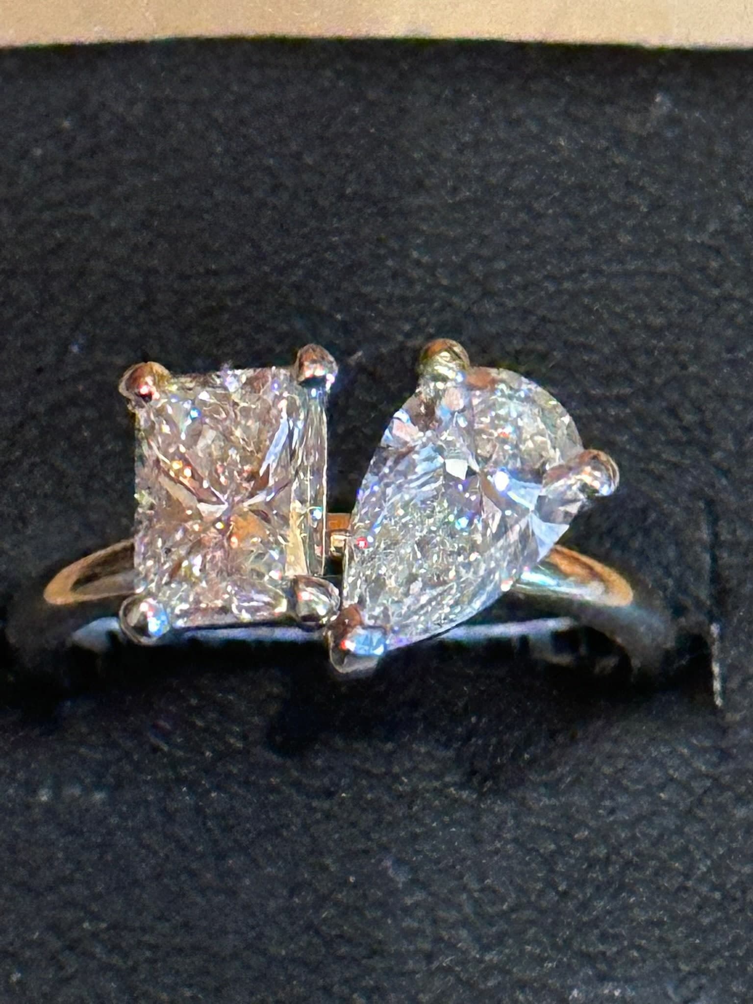 Princess and pear toi-et-moi diamond ring